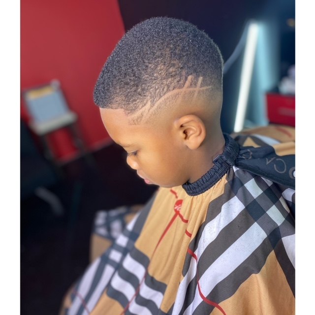 Client haircut by MiMi Da Barber